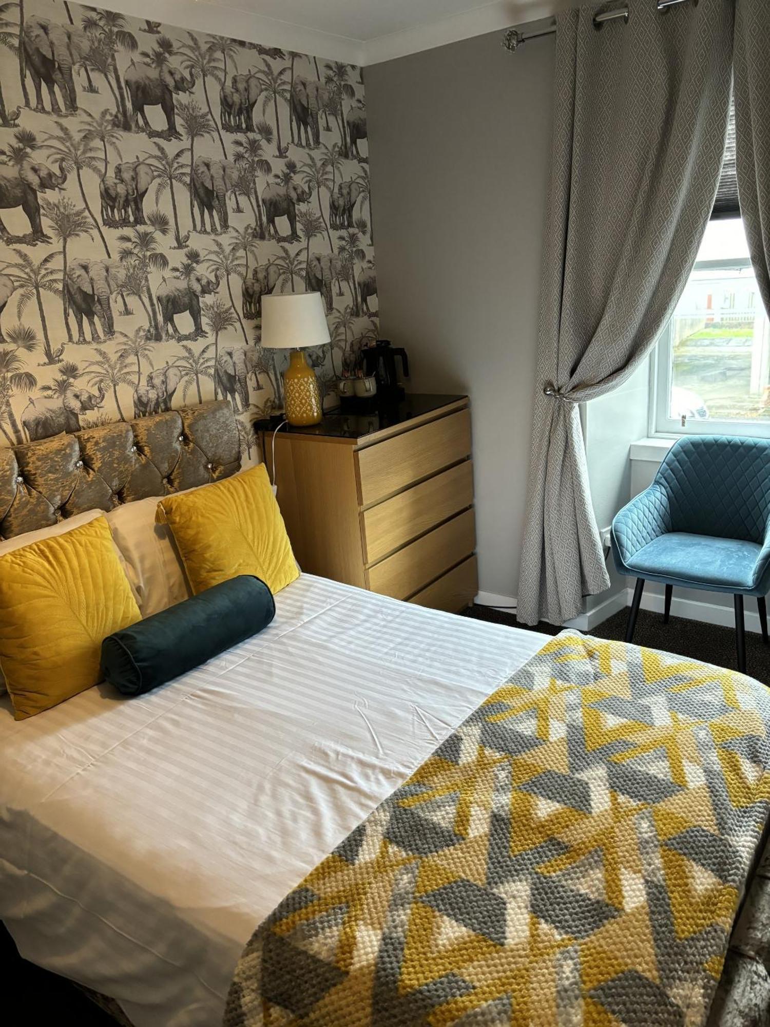 The Blackhorse Accommodation Newton Stewart Buitenkant foto